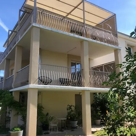 Apartment Ideal Pour Decouvrir Le Pilat Parking Voiture Velo Inclus